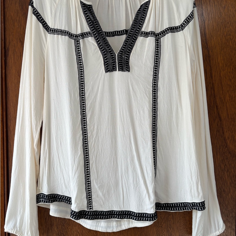 GAP Cream with Black Embroidery Women's Peasant Top